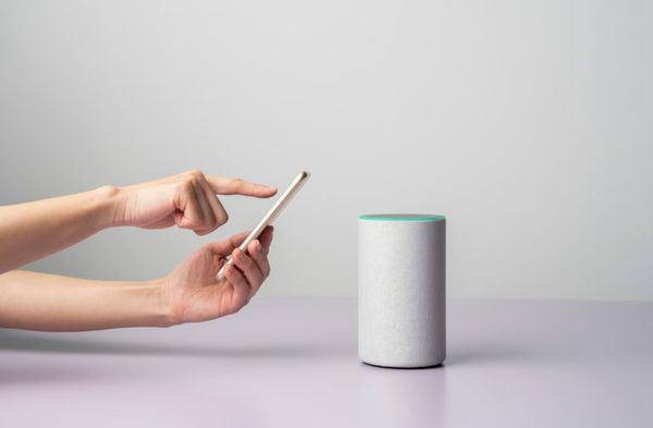 Enceinte connectée contrôlée via un smartphone